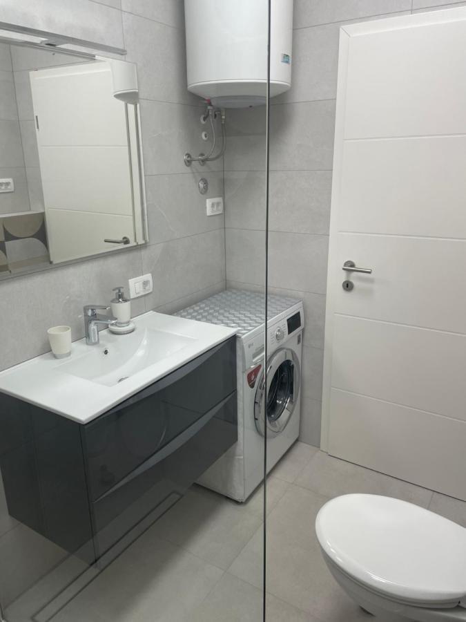 Spacious New App For 5 Persons, Close Beach&City Poreč Extérieur photo