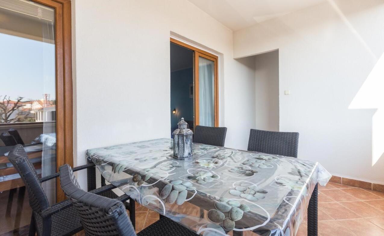 Spacious New App For 5 Persons, Close Beach&City Poreč Extérieur photo